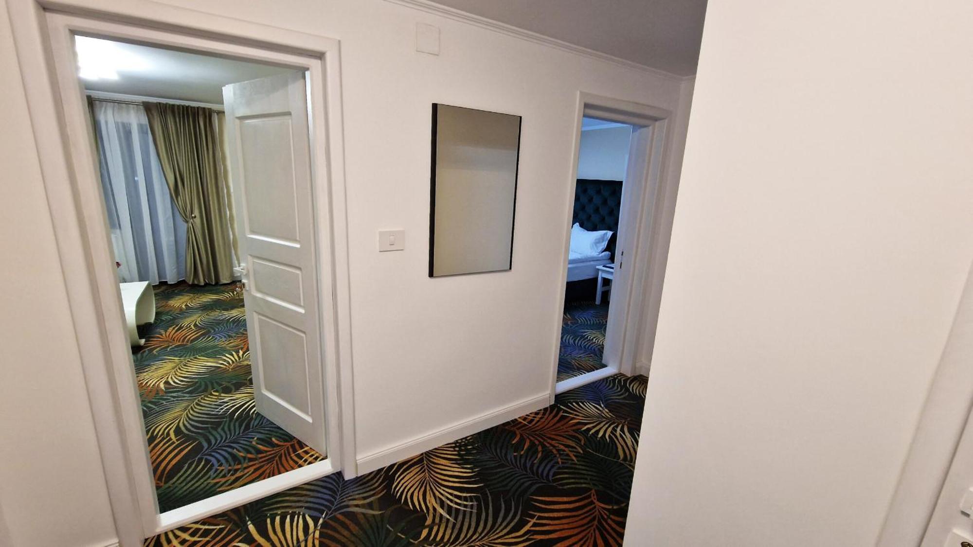 Pensiunea Pink House Runcu Hotel Runcu  Eksteriør billede